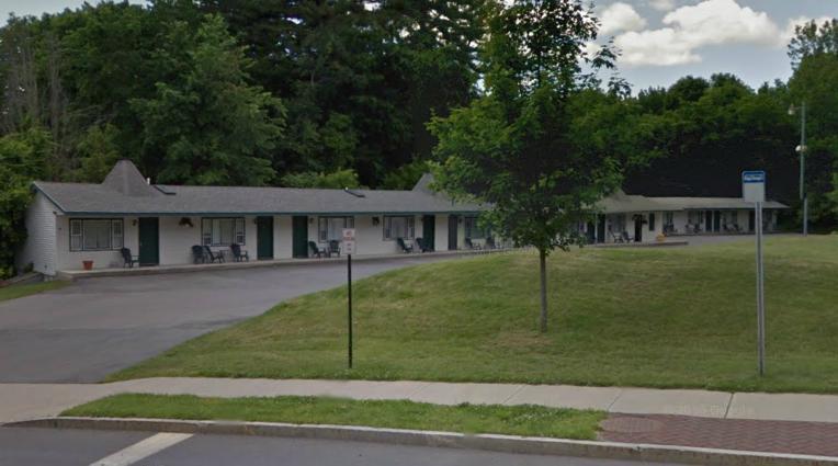 Spring Motor Inn Fort Edward エクステリア 写真